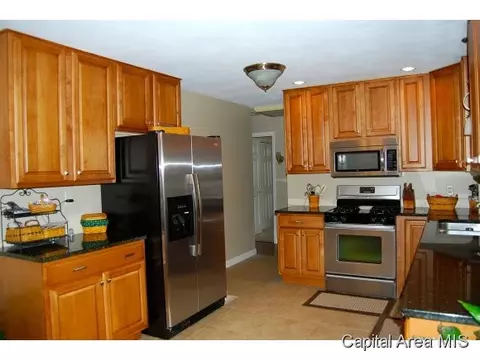 37 Abbott, Springfield, IL 62704 photo 6