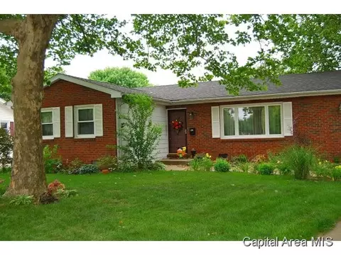 37 Abbott, Springfield, IL 62704 photo 3