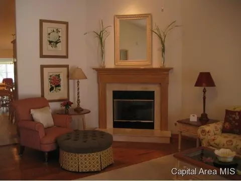 2708 Rutherford Trek, Springfield, IL 62711 photo 13