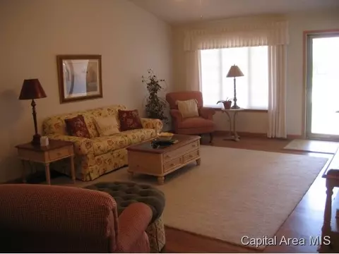 2708 Rutherford Trek, Springfield, IL 62711 photo 12