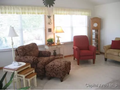 2708 Rutherford Trek, Springfield, IL 62711 photo 6