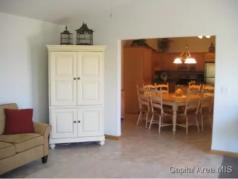 2708 Rutherford Trek, Springfield, IL 62711 photo 10