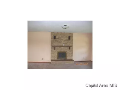 3792 Tozer Rd, Springfield, IL 62707 photo 3