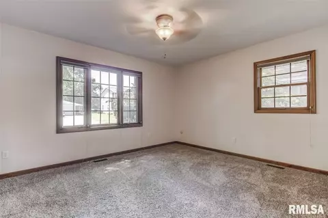 3112 Olympic Dr, Springfield, IL 62704 photo 20