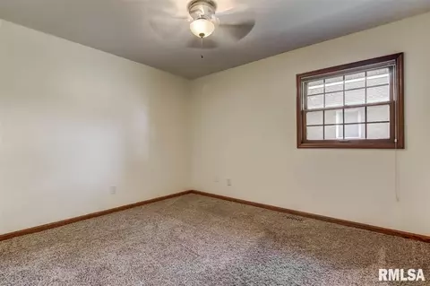 3112 Olympic Dr, Springfield, IL 62704 photo 22