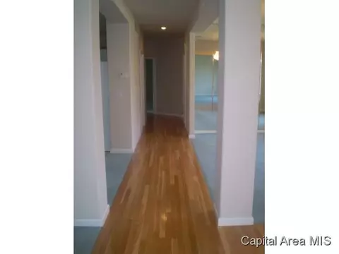 2024 W Laurel, Springfield, IL 62704 photo 6