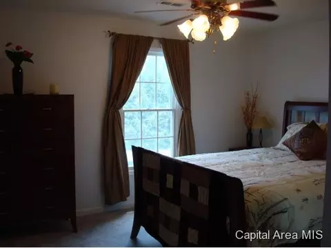 3709 Castle Hill Blvd, Springfield, IL 62712 photo 13