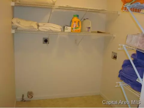 3709 Castle Hill Blvd, Springfield, IL 62712 photo 16