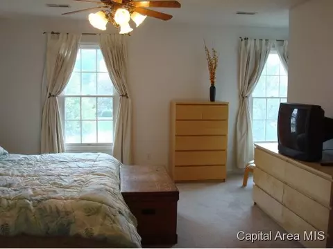 3709 Castle Hill Blvd, Springfield, IL 62712 photo 10