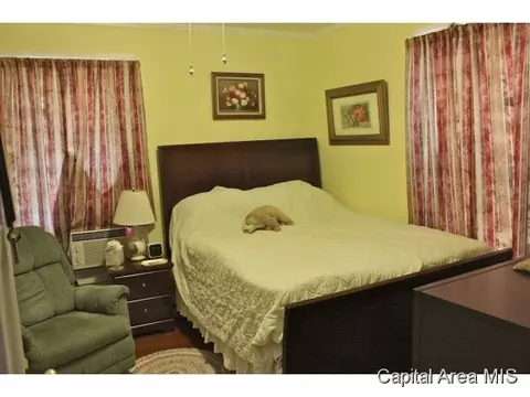 1711 S 4th St, Springfield, IL 62703 photo 18