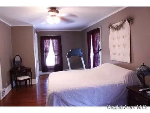 1711 S 4th St, Springfield, IL 62703 photo 14