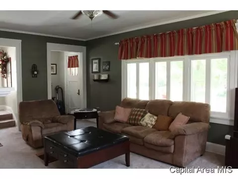 1711 S 4th St, Springfield, IL 62703 photo 5