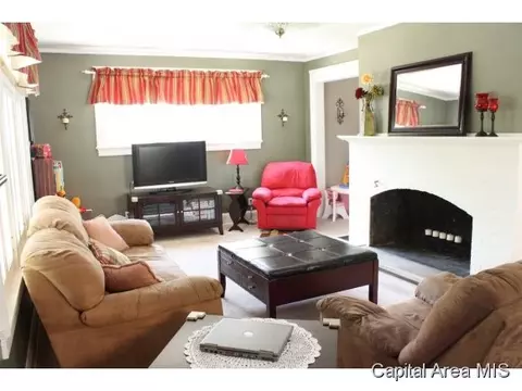 1711 S 4th St, Springfield, IL 62703 photo 3