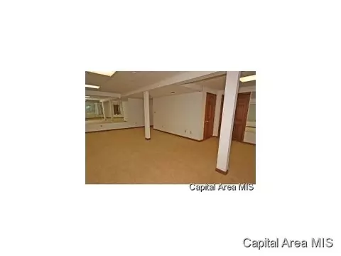 824 Coventry Pt, Springfield, IL 62702 photo 6
