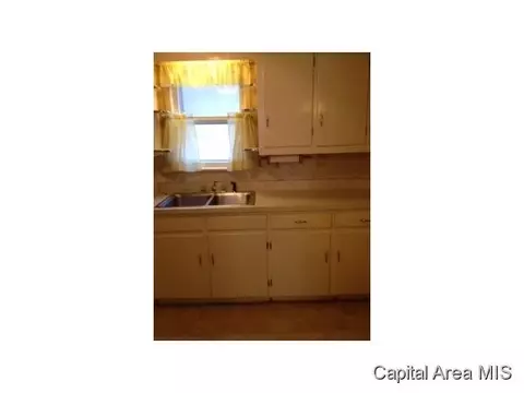 2158 S 11th, Springfield, IL 62703 photo 5