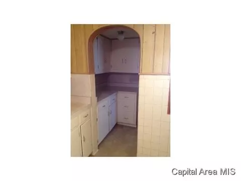 2158 S 11th, Springfield, IL 62703 photo 6