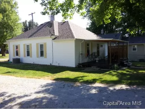 205 Ebony, Thayer, IL 62689 photo 2