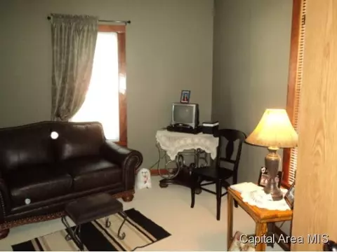 205 Ebony, Thayer, IL 62689 photo 14