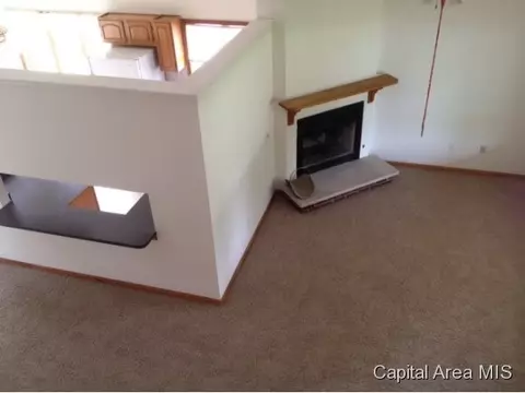 3208 W Street St, Springfield, IL 62707 photo 2