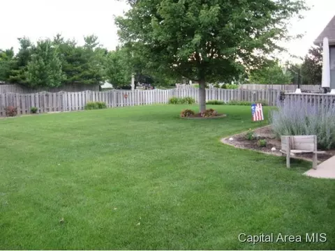 2621 Dickens Dr, Springfield, IL 62711 photo 24