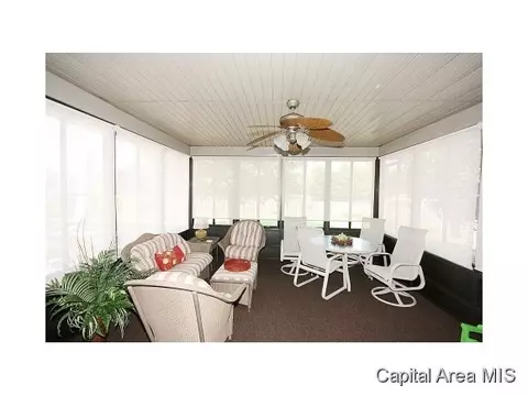 2621 Dickens Dr, Springfield, IL 62711 photo 18