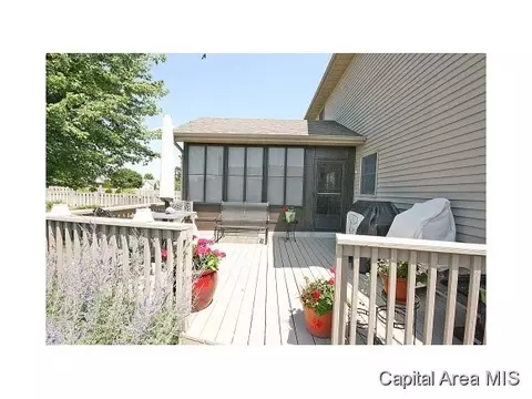 2621 Dickens Dr, Springfield, IL 62711 photo 23