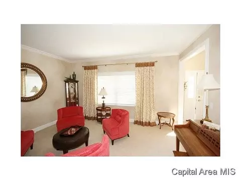 2621 Dickens Dr, Springfield, IL 62711 photo 8