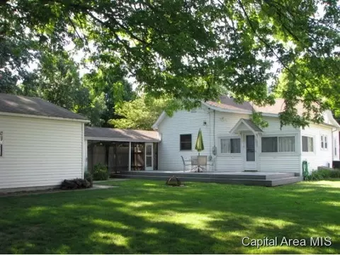 504 W Jackson, Athens, IL 62613 photo 2