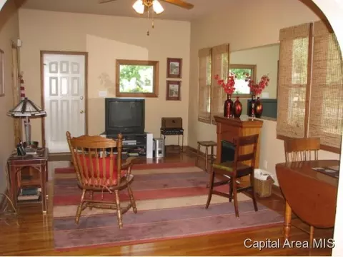 504 W Jackson, Athens, IL 62613 photo 6