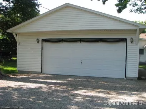 504 W Jackson, Athens, IL 62613 photo 5
