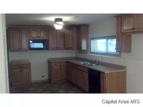 2028 N 24th, Springfield, IL 62702 photo 3