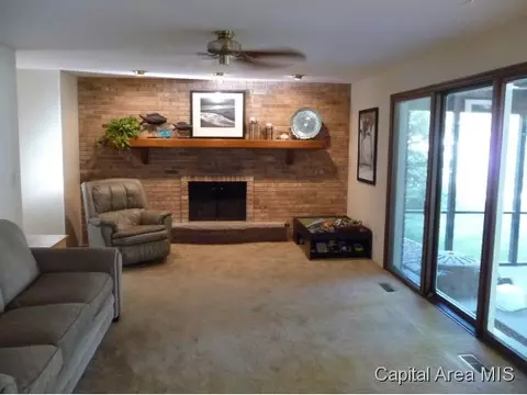 10 Glen Eagle Dr, Springfield, IL 62704 photo 5