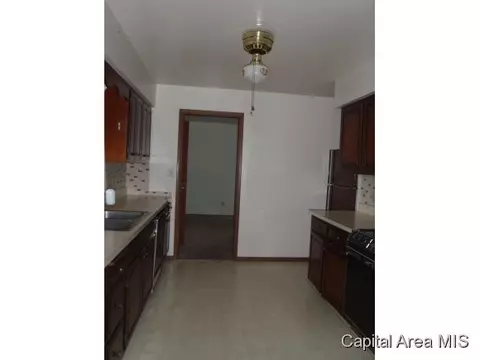 623 Witherspoon, Springfield, IL 62704 photo 6