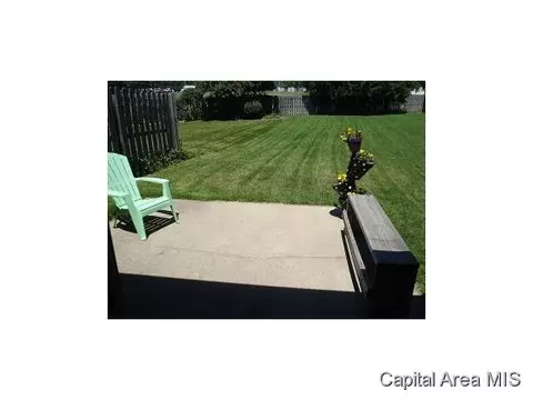 2405 Raleigh, Springfield, IL 62704 photo 10