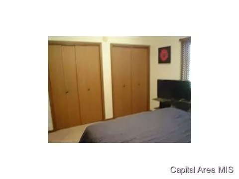 2405 Raleigh, Springfield, IL 62704 photo 7