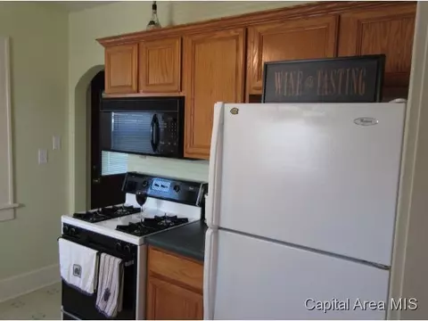 2412 S 6th Street St, Springfield, IL 62703 photo 5