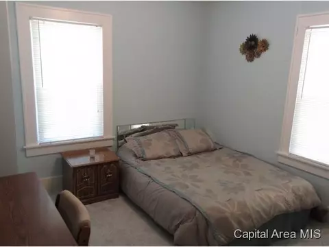2412 S 6th Street St, Springfield, IL 62703 photo 13