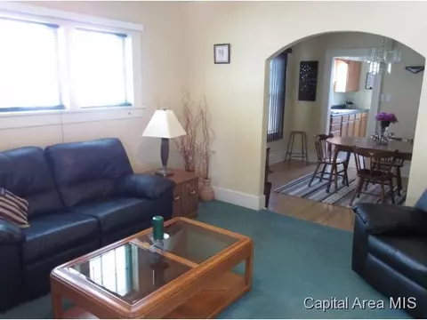 2412 S 6th Street St, Springfield, IL 62703 photo 4