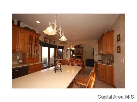 2705 Keats, Springfield, IL 62711 photo 6