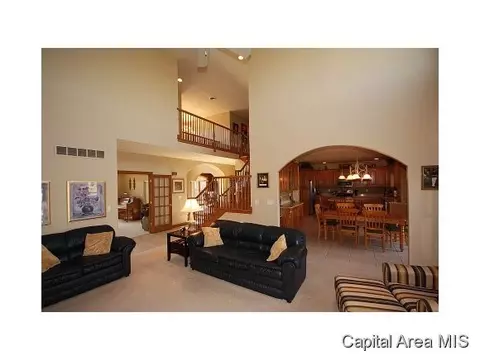 2705 Keats, Springfield, IL 62711 photo 4