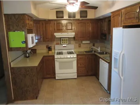 1646 W Enos, Springfield, IL 62702 photo 7