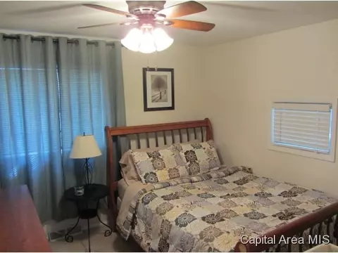 1646 W Enos, Springfield, IL 62702 photo 10