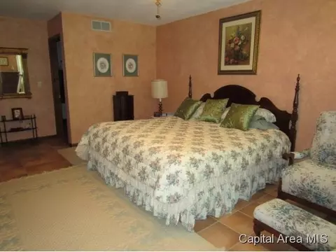 3608 Spanish Trce, Springfield, IL 62711 photo 7
