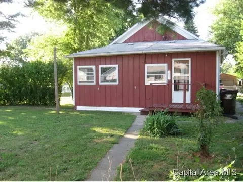 110 Elm, Thayer, IL 62689 photo 12