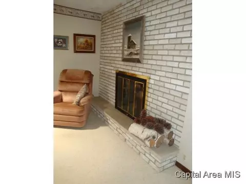 2304 Lindbergh, Springfield, IL 62704 photo 7