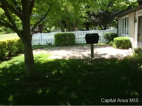 2304 Lindbergh, Springfield, IL 62704 photo 12