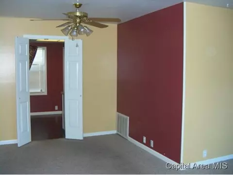 12 Sycamore Row, Springfield, IL 62702 photo 5
