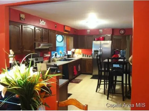 595 E Andrew Rd, Springfield, IL 62707 photo 7