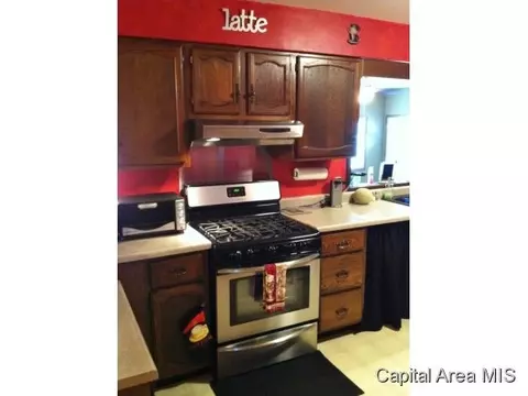 595 E Andrew Rd, Springfield, IL 62707 photo 9