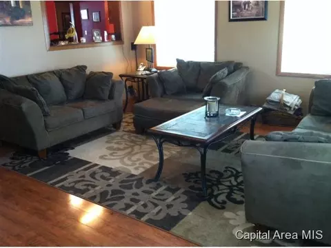 595 E Andrew Rd, Springfield, IL 62707 photo 17